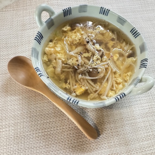 えのきとしめじのスープ（4人分）